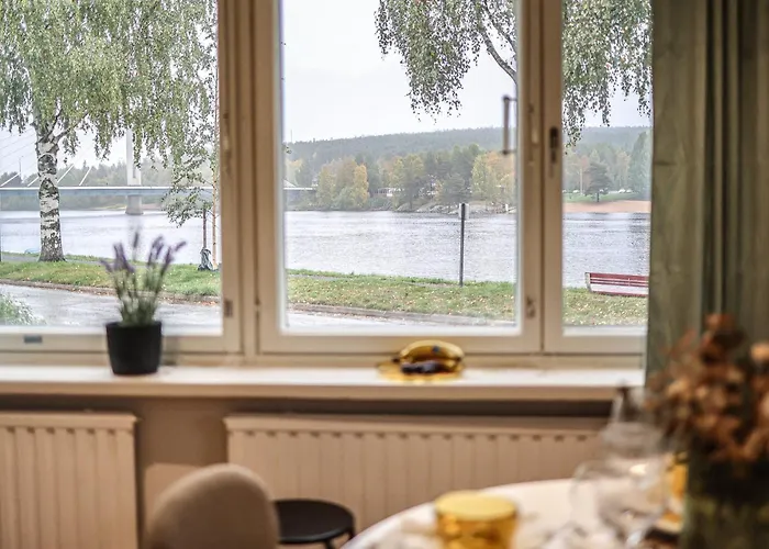 Riverside Serenity 로바니에미